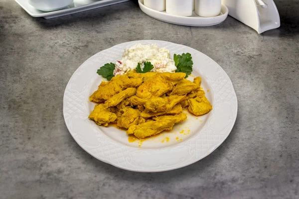 PIKANT PILETINA S CURRYJEM